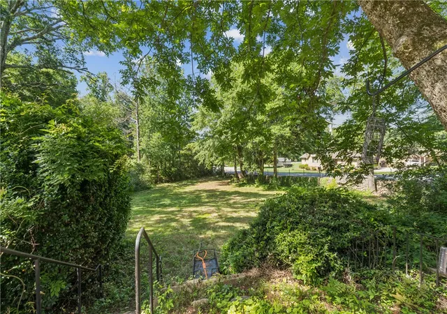Homes for sale in Walhalla, SC | 321 S Pine St, Walhalla, SC 29691 | MLS# 20302578