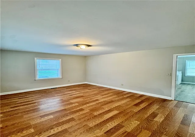 Photo 2 of Single family home for sale at 103 Linda Dr, Seneca, SC 29678 | MLS# 20302632 | Listing updated on 2026-09-07