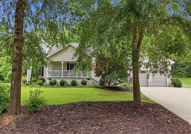2nd image of 123 Richland Creek Dr, Westminster, SC 29693 | MLS# 20302644