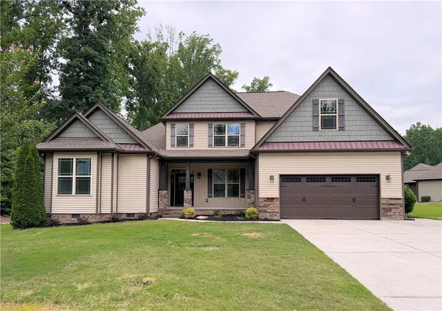1st image of 407 Oak Ridge Pl, Easley, SC 29642 | MLS# 20302679