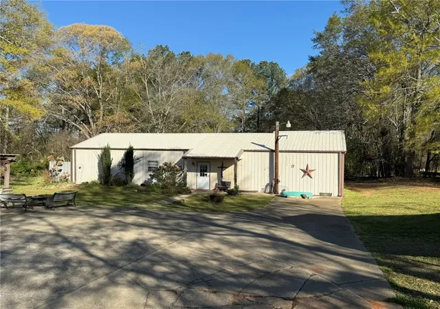 Photo 3 of Sale Pending at 4027 Belhaven Rd Ext, Belton, SC 29627 | MLS# 20302707 | Listing updated on 2026-07-17