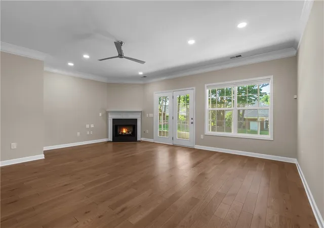 Photo 4 of Single family home for sale at 703 Nottingham Ct, Seneca, SC 29672 | MLS# 20302643 | Listing updated on 2026-09-15