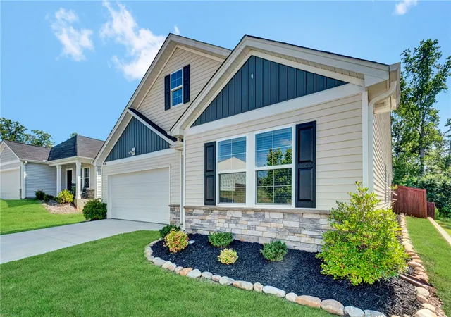 3rd image of 404 Anna Gray Cir, Easley, SC 29640 | MLS# 20302722