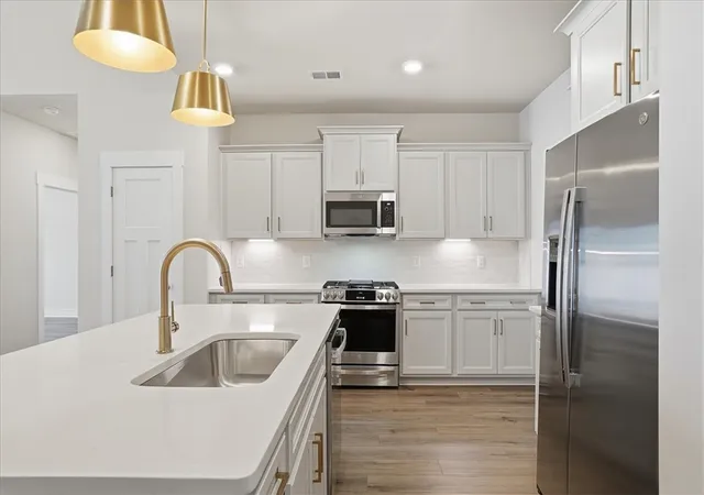 4th image of 427 Crestcreek Dr, Anderson, SC 29621 | MLS# 20302743
