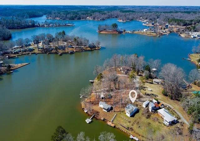Homes for sale in Abbeville, SC | 93 Parnell Rd, Abbeville, SC 29620 | MLS# 20302745