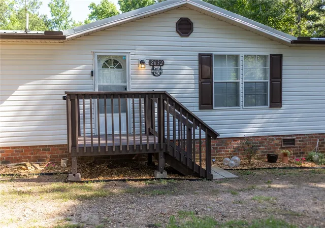 Homes for sale in Anderson, SC | 2632 Broadway Lake Rd, Anderson, SC 29621 | MLS# 20302741