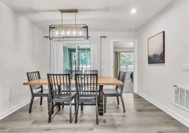 Photo 3 of Sale Pending at 332 Kensley Dr, Greenville, SC 29617 | MLS# 20302295 | Listing updated on 2026-10-01