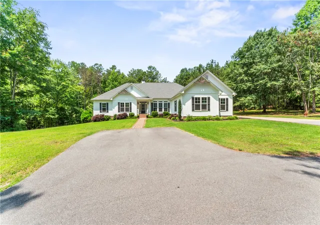 Photo 2 of Sale Pending at 225 Meadow Brk Ln, Pickens, SC 29671 | MLS# 20302796 | Listing updated on 2026-09-18