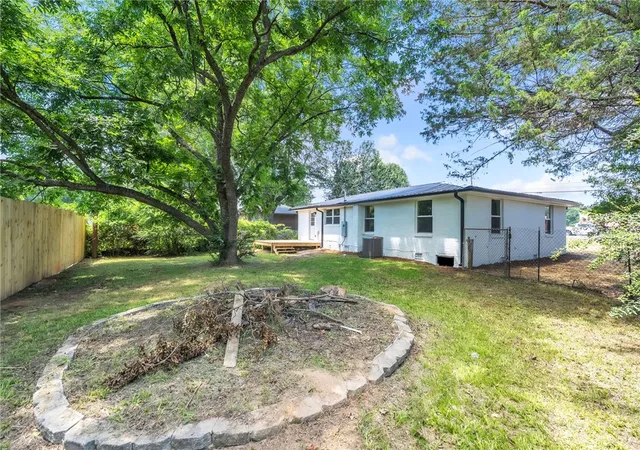 Homes for sale in Williamston, SC | 7 Beaverdam Rd, Williamston, SC 29697 | MLS# 20302684