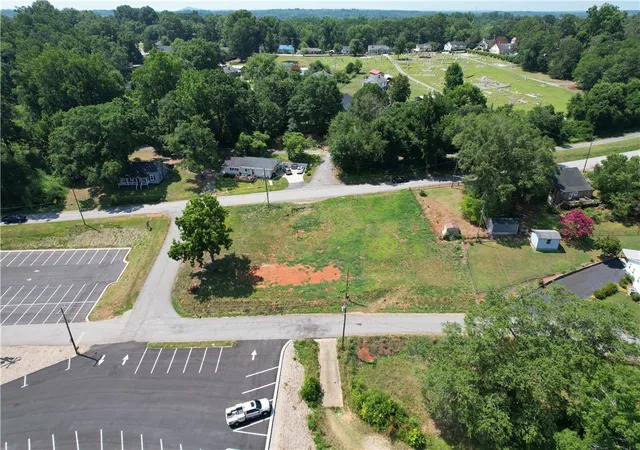 Homes for sale in Pickens, SC | 245, 301 Railroad St, Pickens, SC 29671 | MLS# 20302819