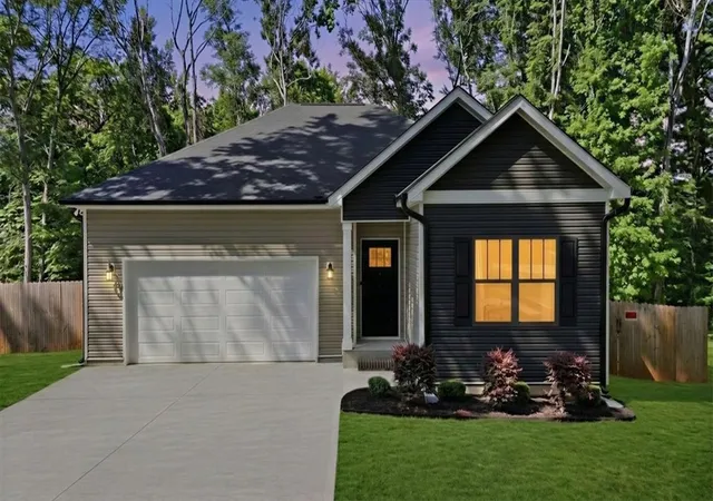 Photo 1 of Single family home for sale at 411 Hillside Dr, Anderson, SC 29625 | MLS# 20302888 | Listing updated on 2026-09-19
