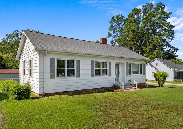 Homes for sale in Anderson, SC | 419 Whitehall Rd, Anderson, SC 29625 | MLS# 20302917