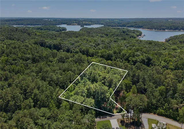 Homes for sale in Fair Play, SC | 106 Moonlight Dr, Fair Play, SC 29643 | MLS# 20302932
