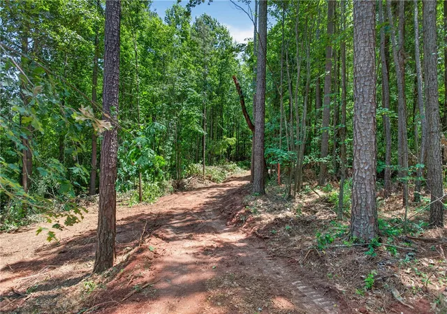 Homes for sale in Fair Play, SC | 106 Moonlight Dr, Fair Play, SC 29643 | MLS# 20302932