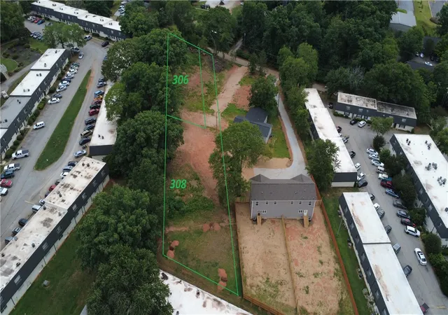 2nd image of 306 Hillandale Dr, Greenville, SC 29609 | MLS# 20302954