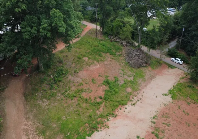 6th image of 306 Hillandale Dr, Greenville, SC 29609 | MLS# 20302954