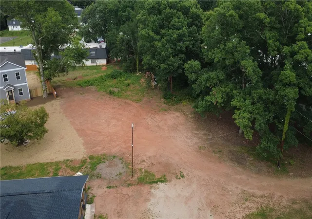 2nd image of 308 Hillandale Rd, Greenville, SC 29609 | MLS# 20302955