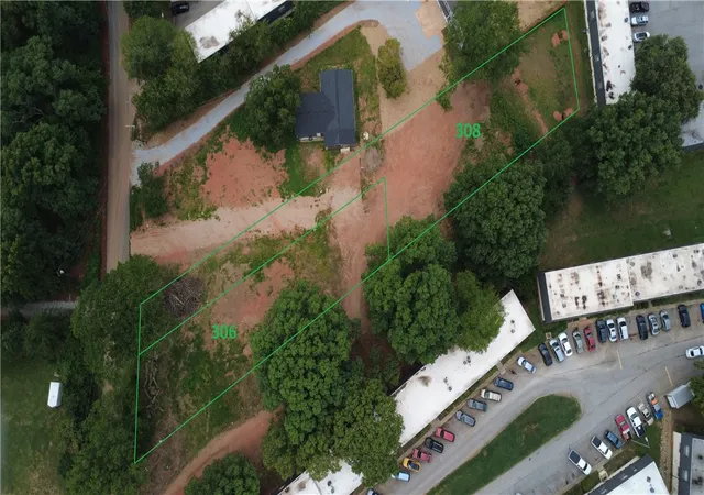 9th image of 308 Hillandale Rd, Greenville, SC 29609 | MLS# 20302955