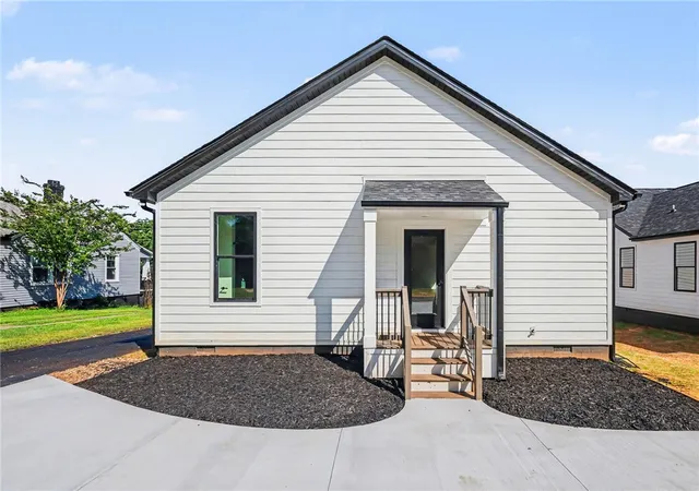 21st image of 204 Liberty Dr, Easley, SC 29640 | MLS# 20302927