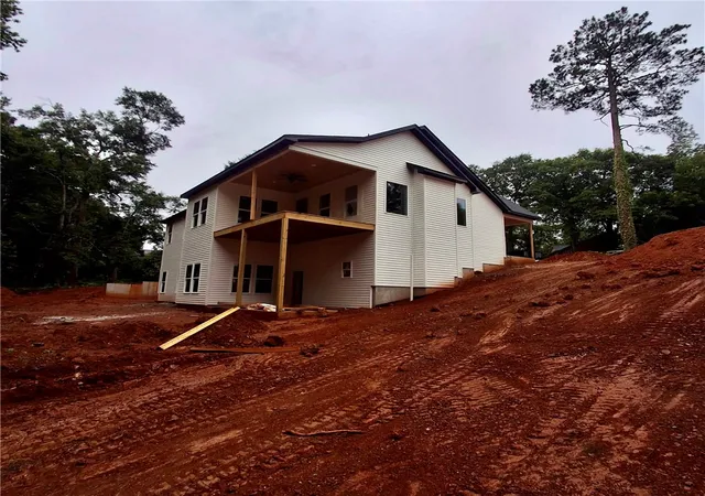 Photo 3 of Single family home for sale at 1411 Stonehurst Dr, Anderson, SC 29621 | MLS# 20302919 | Listing updated on 2026-06-21