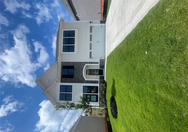 Photo 1 of Single family home for sale at 14 Gateway Dr, Central, SC 29630 | MLS# 20302958 | Listing updated on 2026-08-19