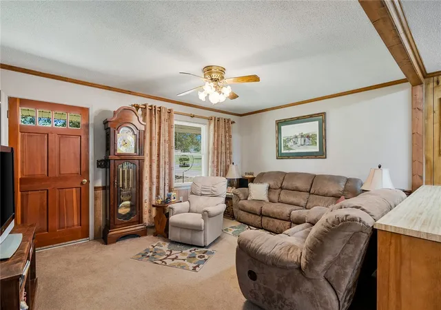 Photo 4 of Single family home for sale at 312 Edwards Dr, Anderson, SC 29626 | MLS# 20302991 | Listing updated on 2026-08-18