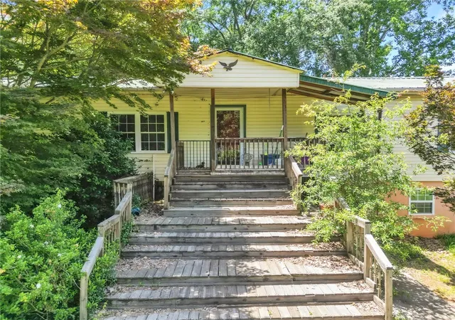 Photo 2 of Single family home for sale at 602 Harper Rd, Pendleton, SC 29670 | MLS# 20302946 | Listing updated on 2026-10-01
