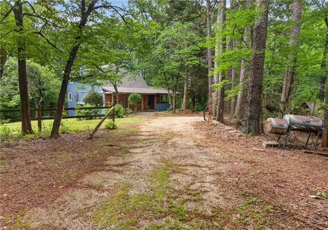2nd image of 130 Maggie Rufus Ln, Westminster, SC 29693 | MLS# 20303055