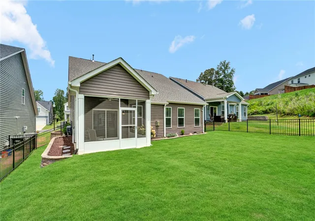 3rd image of 206 Benjamin Dr, Easley, SC 29642 | MLS# 20303091