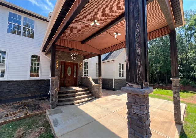 image of 421 Burns Rd, Spartanburg, SC 29307 | MLS# 20303101