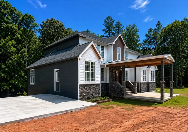 image of 421 Burns Rd, Spartanburg, SC 29307 | MLS# 20303101