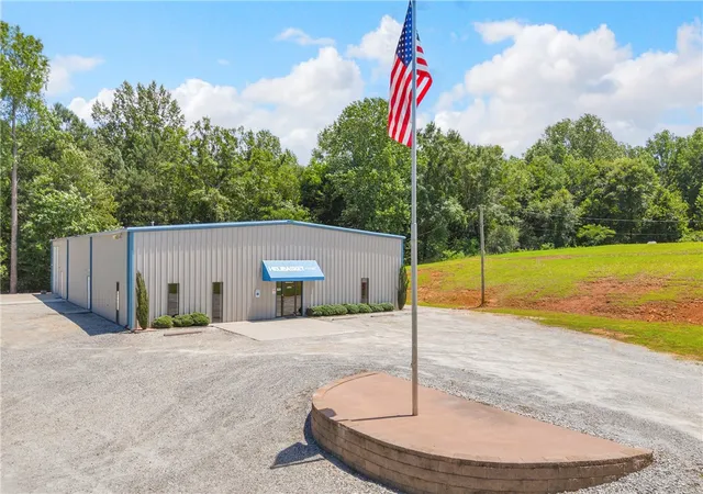 2nd image of 450 N Hwy 11, West Union, SC 29696 | MLS# 20303124
