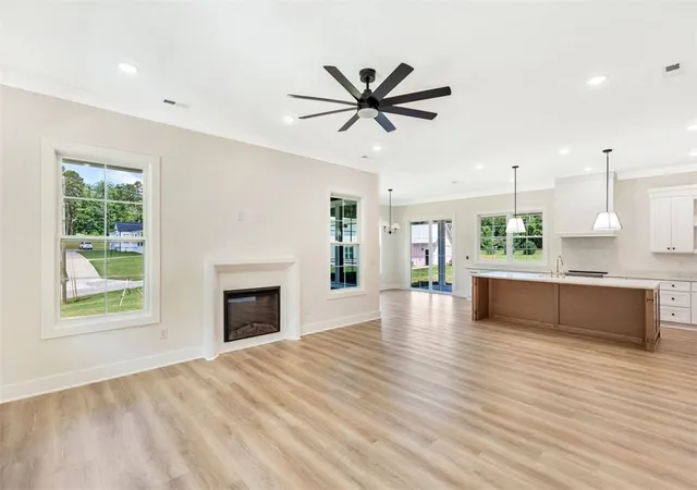 Photo 3 of Single family home for sale at 1005 Embassy Dr, Anderson, SC 29625 | MLS# 20303142 | Listing updated on 2026-09-09