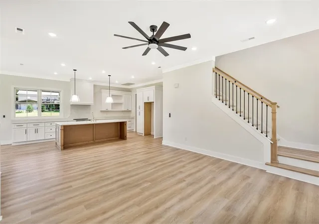 Photo 4 of Single family home for sale at 1005 Embassy Dr, Anderson, SC 29625 | MLS# 20303142 | Listing updated on 2026-09-09