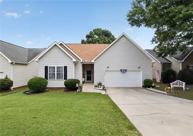 Photo 1 of Single family home for sale at 144 Elliott Cir, Anderson, SC 29621 | MLS# 20303138 | Listing updated on 2026-09-01