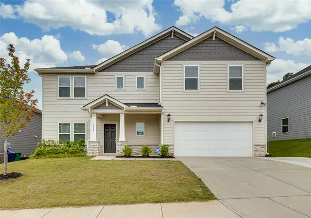 Photo 1 of Single family home for sale at 208 Roderick Ln, Greenville, SC 29605 | MLS# 20303167 | Listing updated on 2026-07-05