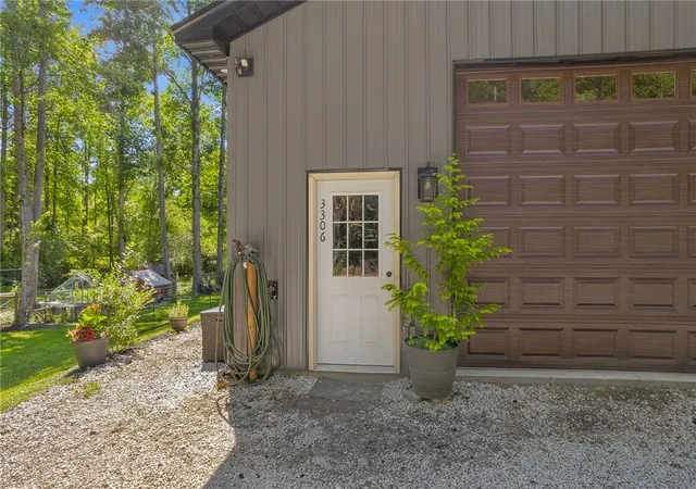 Photo 3 of Single family home for sale at 3306 Moorefield Memorial Hwy, Pickens, SC 29671 | MLS# 20303187 | Listing updated on 2026-06-29