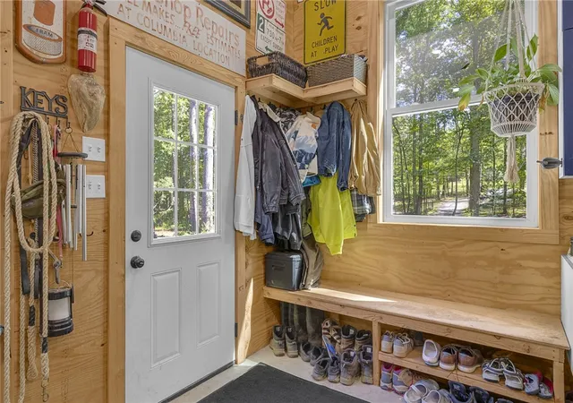 Photo 4 of Single family home for sale at 3306 Moorefield Memorial Hwy, Pickens, SC 29671 | MLS# 20303187 | Listing updated on 2026-06-29