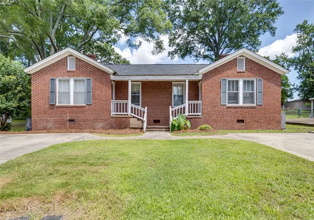 Homes for sale in Belton, SC | 103 & 105 Woodrow St, Belton, SC 29627 | MLS# 20302906