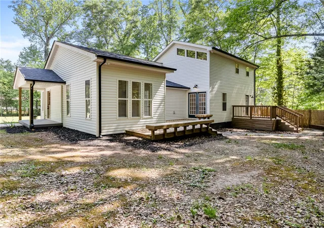 Homes for sale in Laurens, SC | 21298 Hwy 76 E Hwy, Laurens, SC 29360 | MLS# 20303219