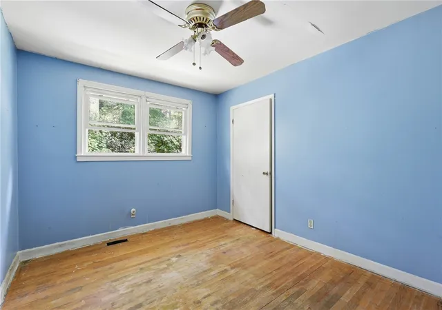 Photo 4 of Sale Pending at 112 Vesta Dr, Greenville, SC 29611 | MLS# 20303223 | Listing updated on 2026-07-31