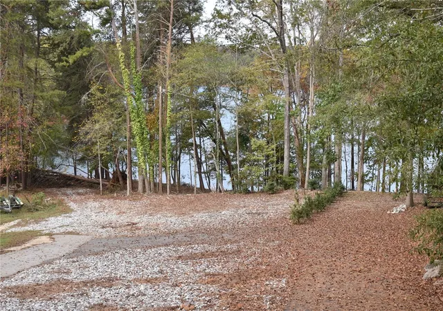 2nd image of 150 Sky Ln, Townville, SC 29689 | MLS# 20303228