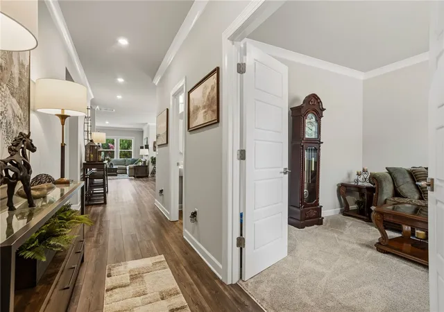 Photo 3 of Sale Pending at 927 Whitemarsh Ave, Simpsonville, SC 29680 | MLS# 20303261 | Listing updated on 2026-09-01
