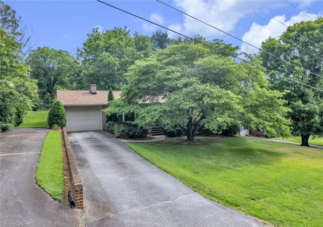 41st image of 200 Rampey St, Easley, SC 29640 | MLS# 20303285