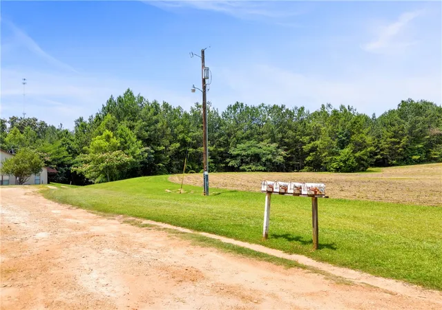 Homes for sale in Walhalla, SC | 140 Kimball Lane, Walhalla, SC 29691 | Houzeo