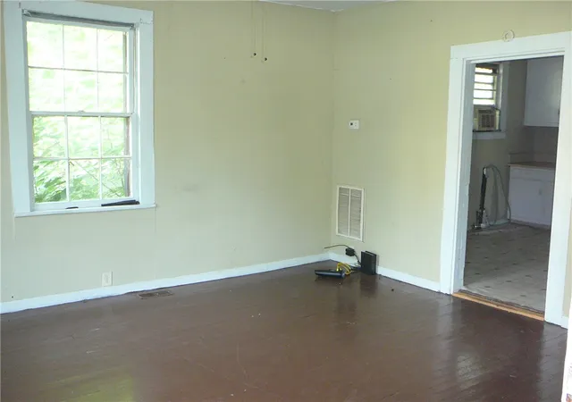 Photo 3 of Single family home for sale at 213 K St, Anderson, SC 29625 | MLS# 20303298 | Listing updated on 2026-09-18