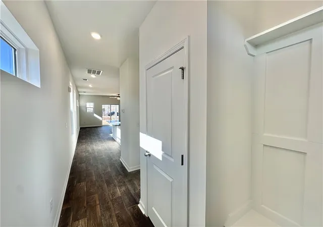 3rd image of 563 Seaborn Cir, Pendleton, SC 29670 | MLS# 20303294