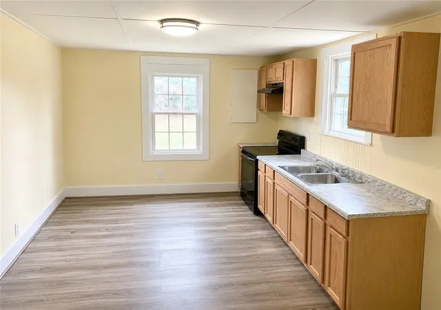 Photo 3 of Sale Pending at 209 Bailey St, Anderson, SC 29621 | MLS# 20303224 | Listing updated on 2026-08-19