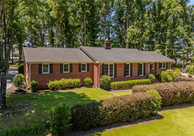 Photo 1 of Single family home for sale at 214 Spring Dr, Easley, SC 29642 | MLS# 20303269 | Listing updated on 2026-07-22