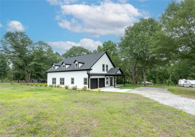 Photo 2 of Single family home for sale at 402 Wyatt Rd, Piedmont, SC 29673 | MLS# 20303319 | Listing updated on 2026-08-04
